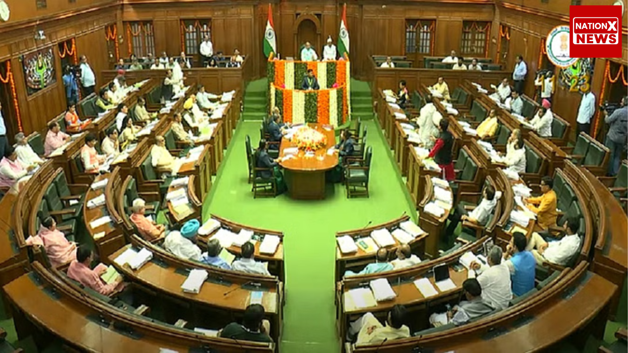 Delhi Budget: दिल्ली बजट सत्र का आज तीसरा दिन, आतिशी जी नोट्स पत्र में लिखकर बोला की अगले तीन दिन केवल बजट पर ही होनी चाहिए चर्चा